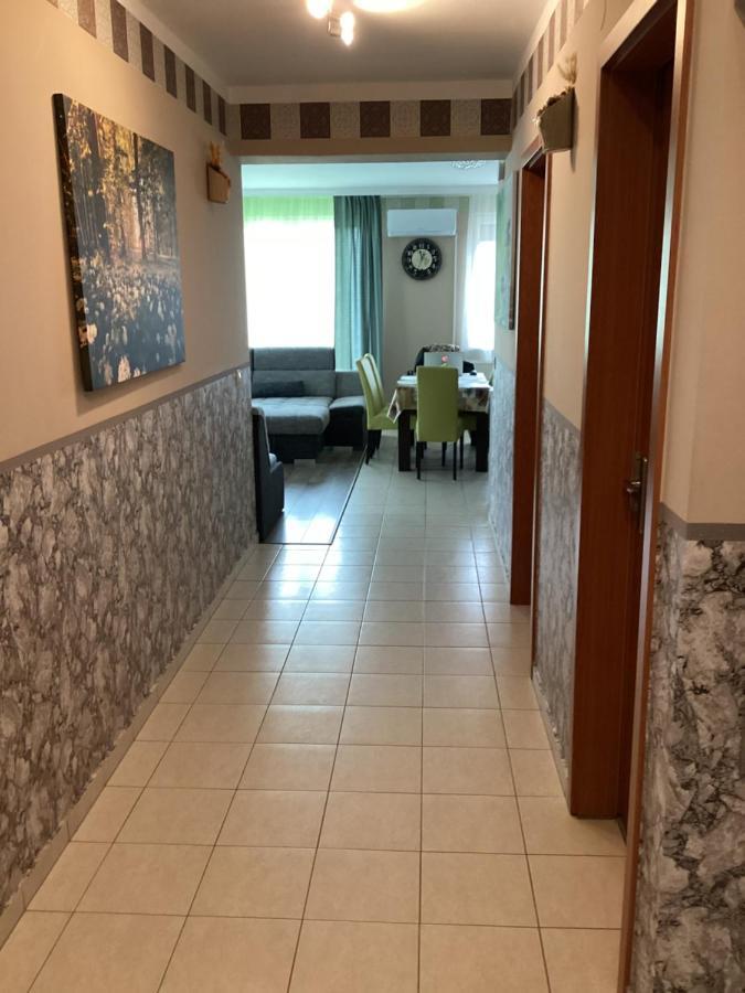 Mesi Lux Apartman Hajduszoboszlo Exterior photo